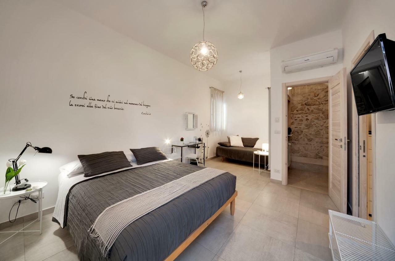 Piazza Salvatore 7, Gocce Di Sicilia Ragusa Kültér fotó